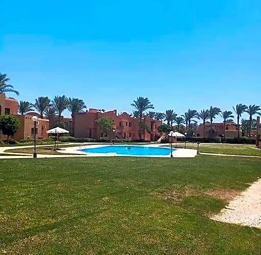 Stella De Mari In Makadi With And Pool View 酒店
